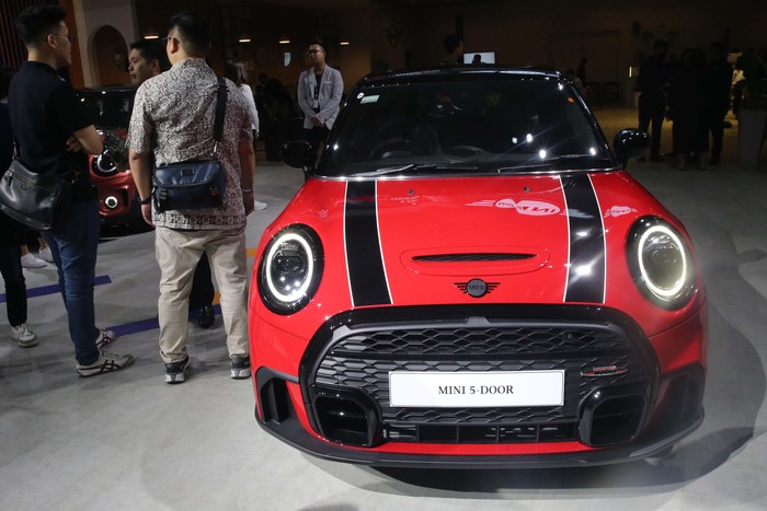 MINI Cooper S 5-Door Sport Mengaspal, Mau Bawa Pulang Siapin Duit Segini